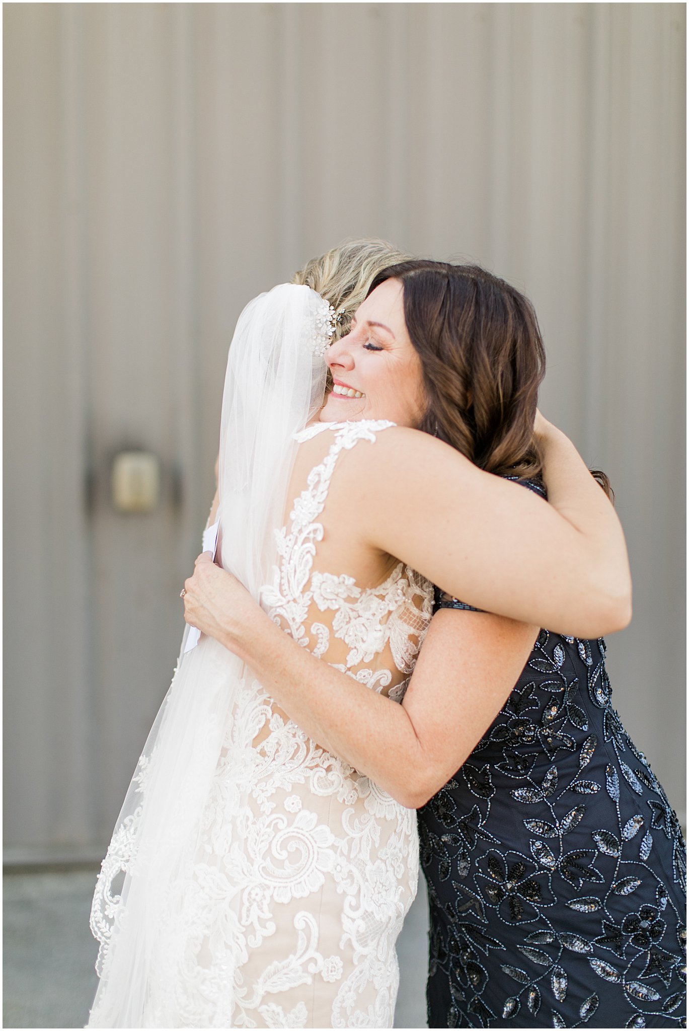 Sycamore Creek Vineyards Wedding - Live Love Leal - Fall Wedding - Bay Area Wedding Photographer - Angela Sue Photography_0029.jpg