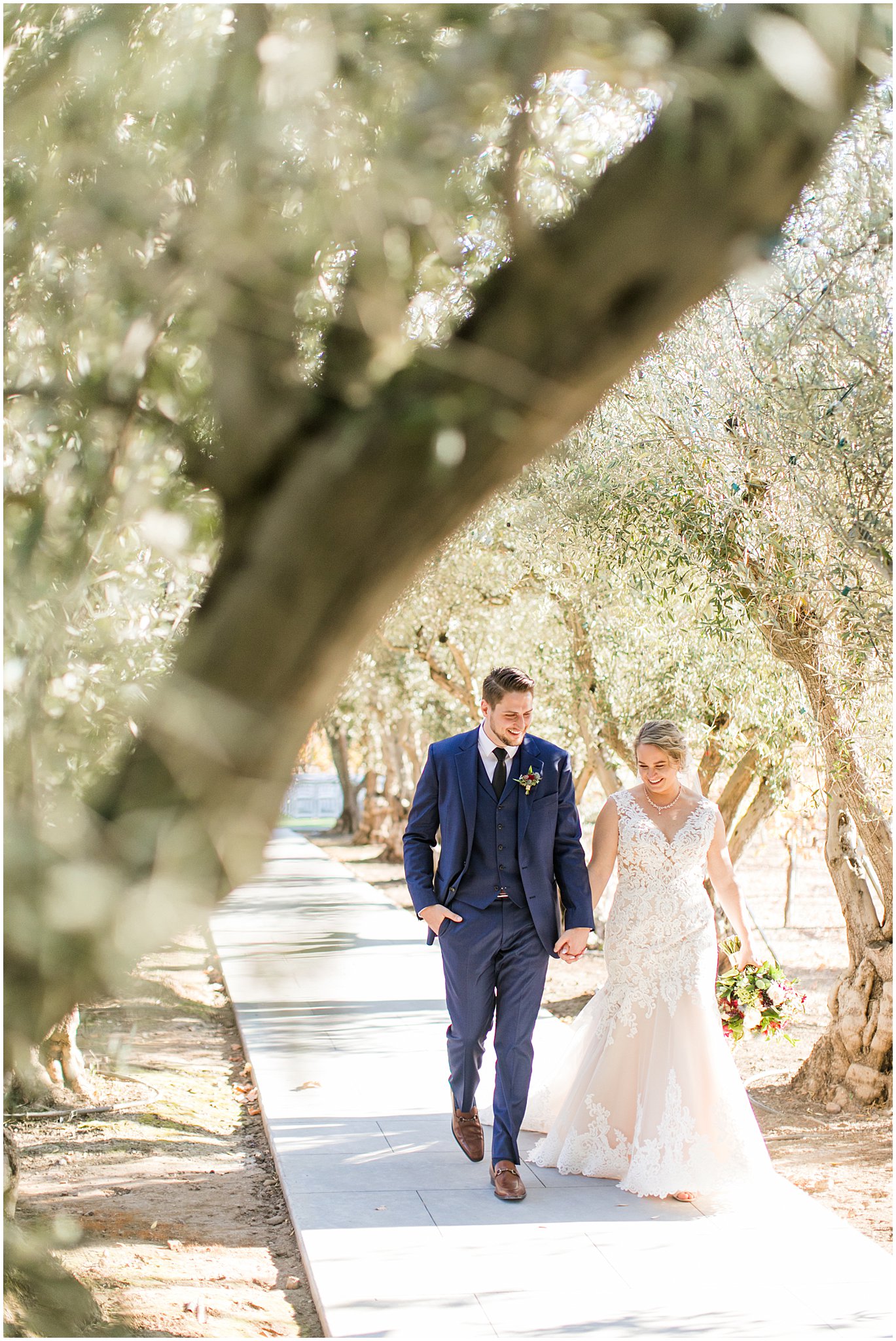 Sycamore Creek Vineyards Wedding - Live Love Leal - Fall Wedding - Bay Area Wedding Photographer - Angela Sue Photography_0039.jpg